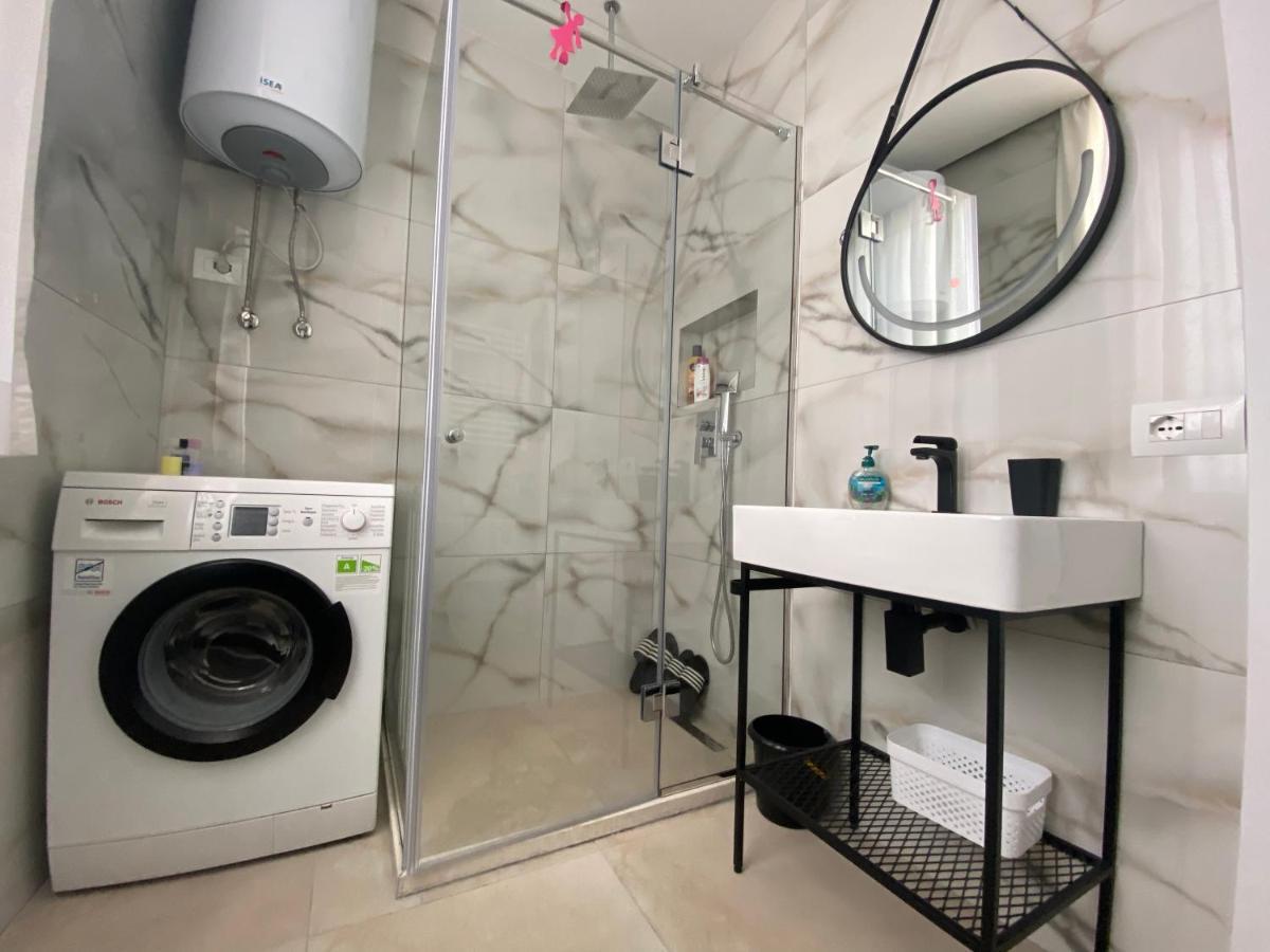 Newly Renovated Apartment Tirana Kültér fotó