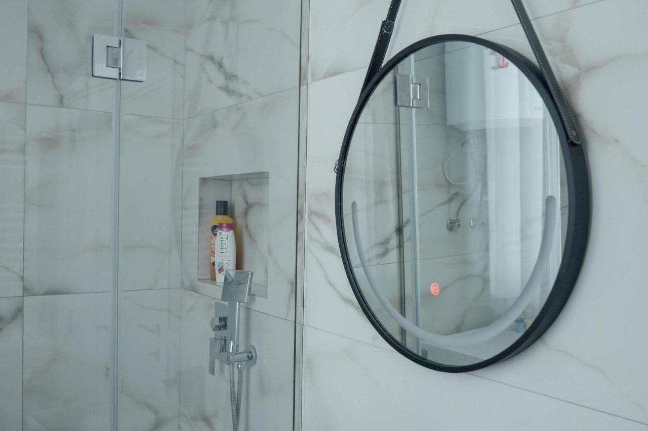 Newly Renovated Apartment Tirana Kültér fotó