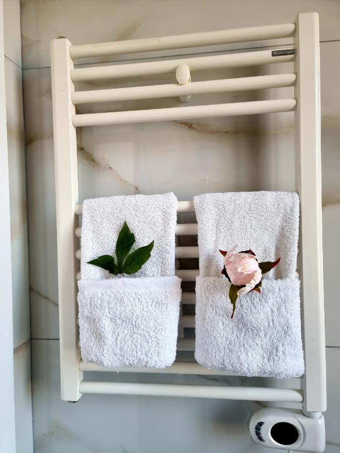 Newly Renovated Apartment Tirana Kültér fotó